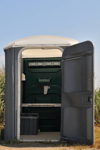 Best Portable restroom trailer rental  in Morris Plains, NJ